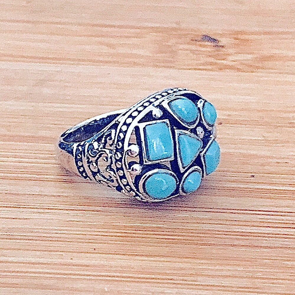 $62  Vintage Estate Ring  Turquoise & Sterling Silver  Size 5 & 1/2  925